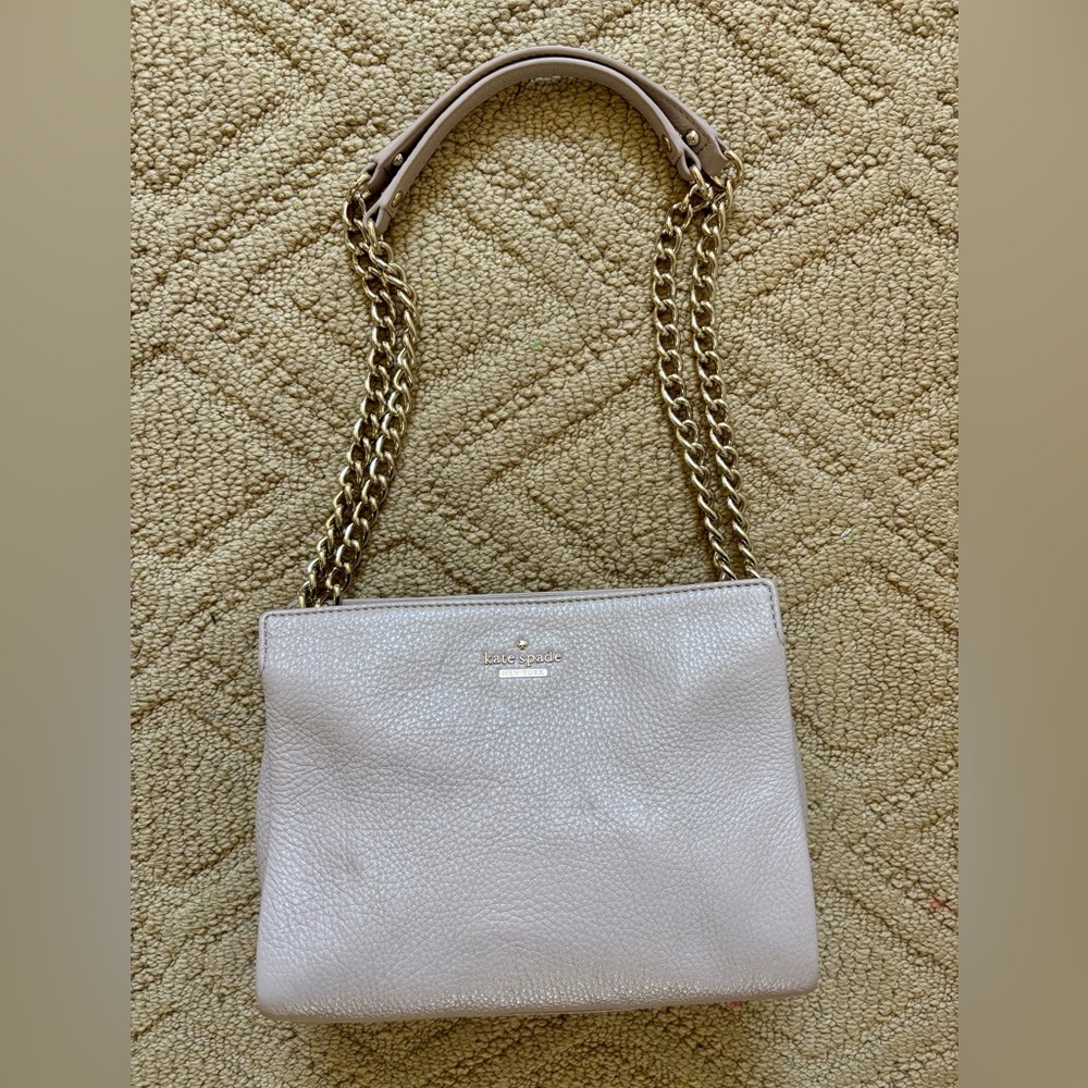 Kate Spade Grey Shoulder Bag with Gold Chain
